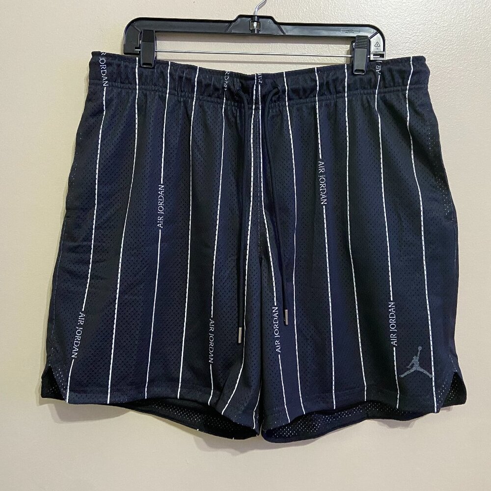 Nike Air Jordan Essentials Shorts Mens Pinstriped Black Retro DM1357-010 NEW